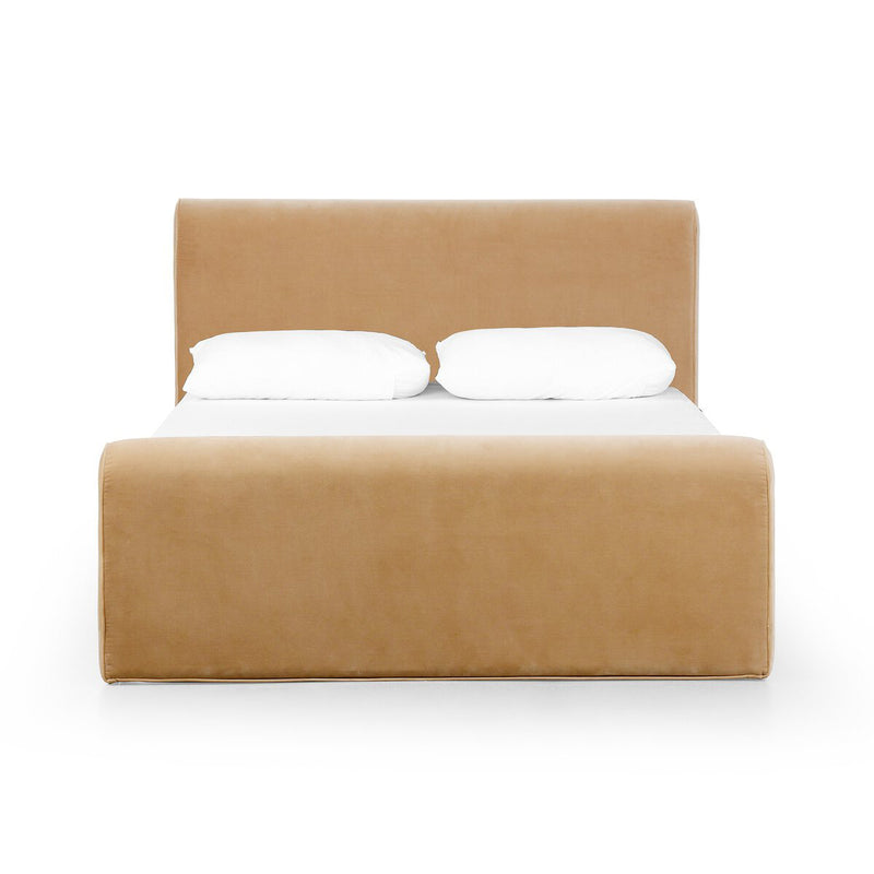 Michelle Bed, Camel