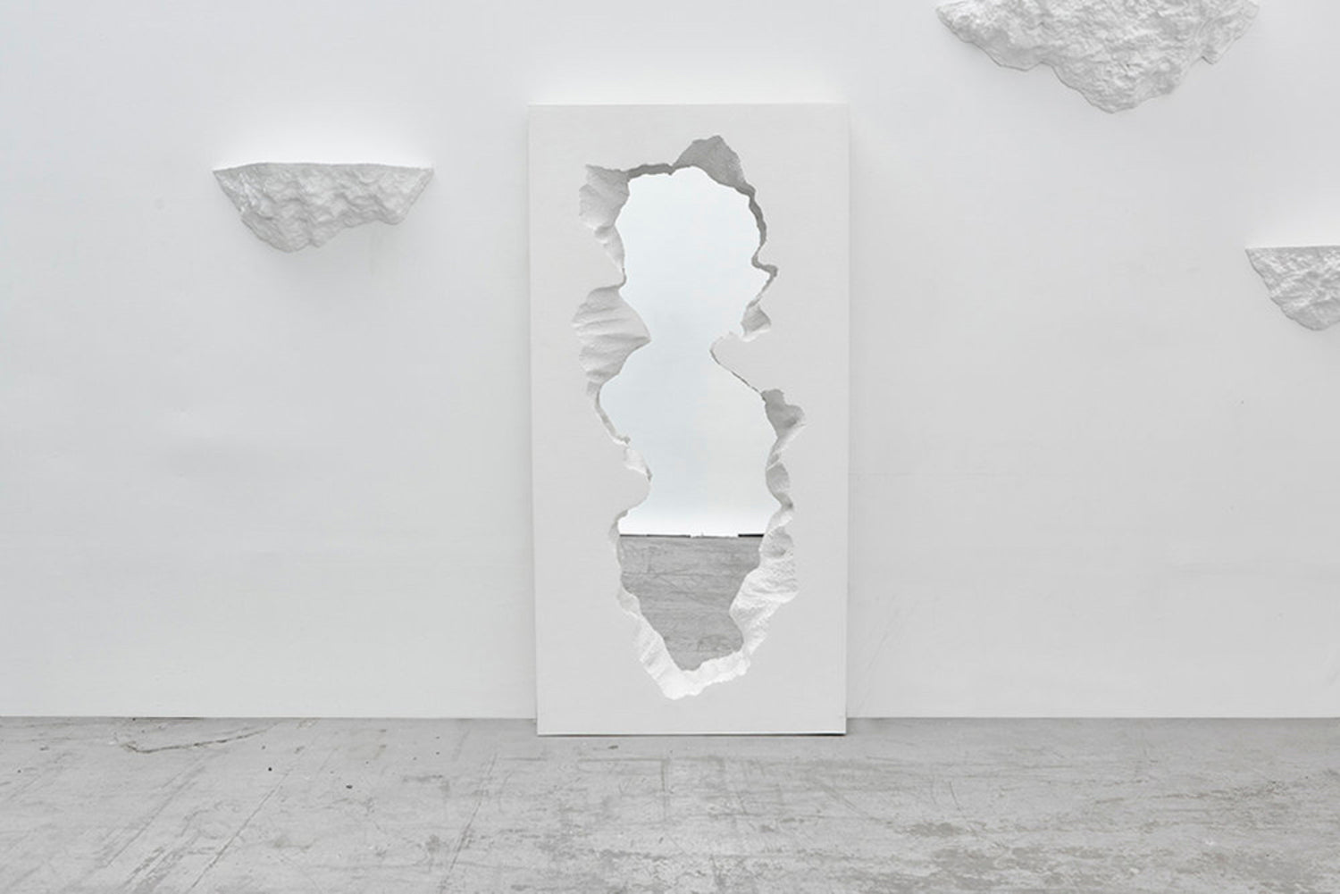 Broken Mirror, White, Limited Edition – Avant Home
